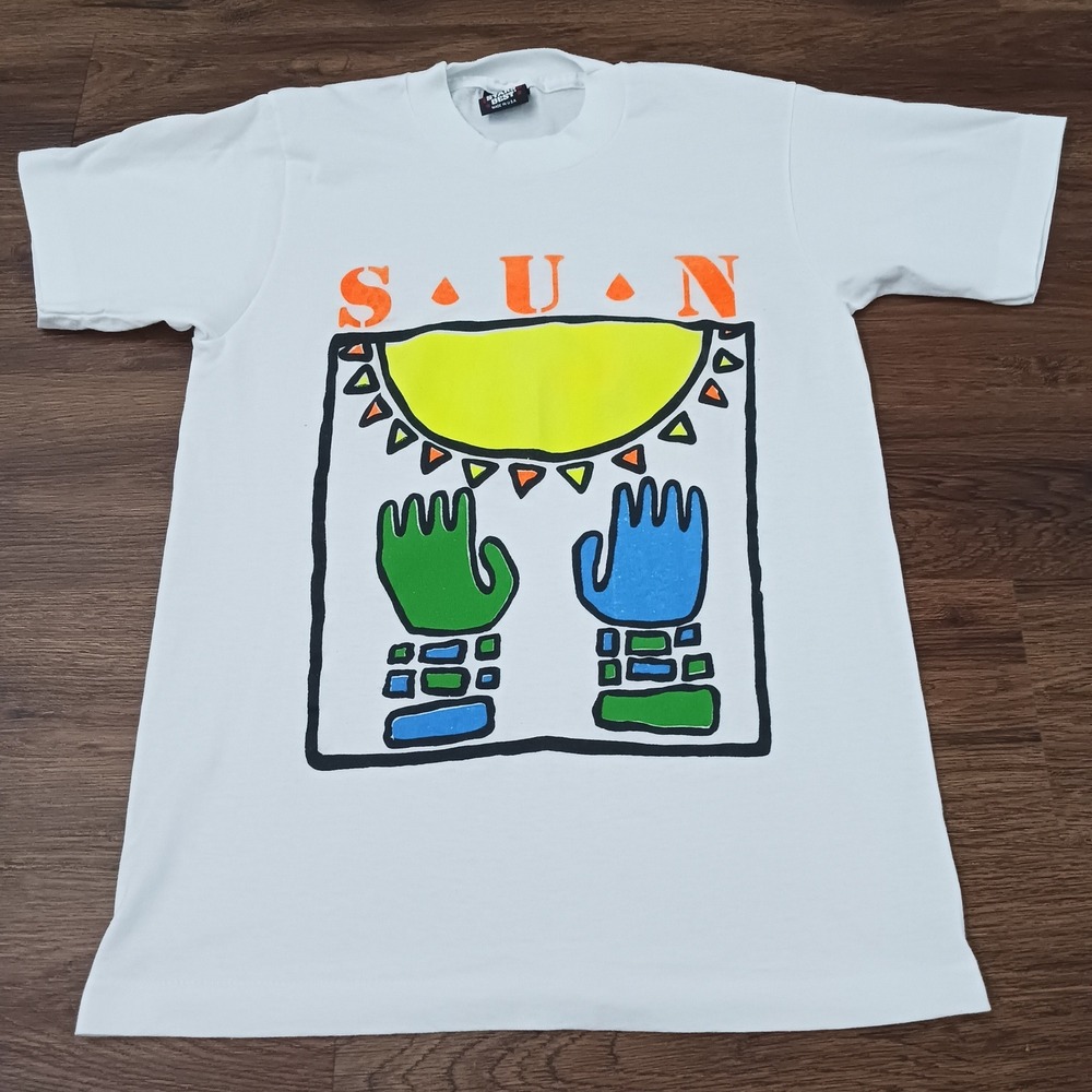 Vintage 90s Screen Stars Best Sun Graphic T-Shirt White Single Stitch Mens Small